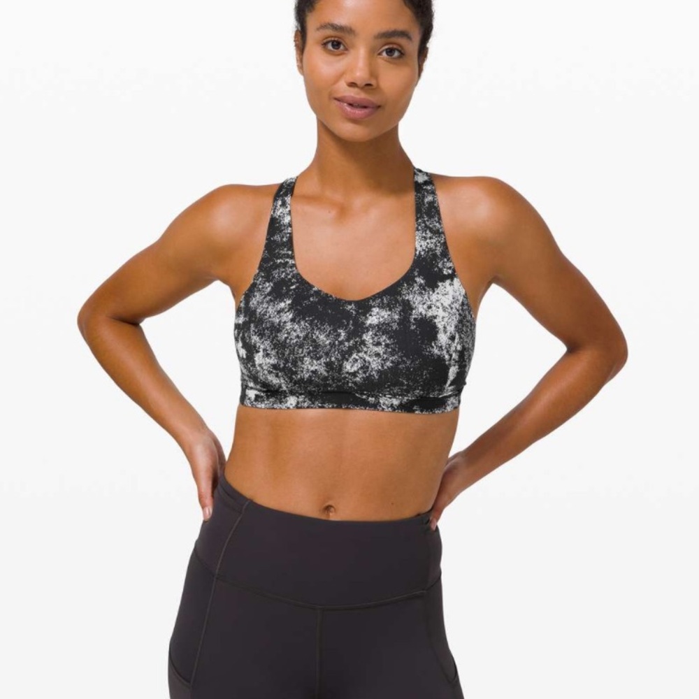 Lululemon Free To Be Serene Bra
Aerify Jacquard Black Alpine White